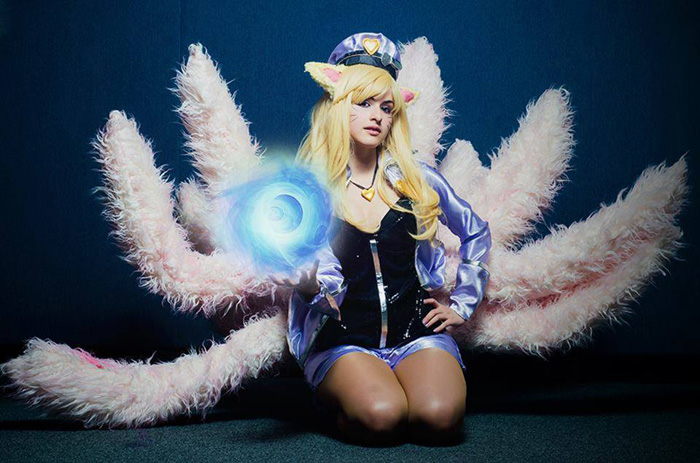 Ahri Popstar from League of Legends Cosplay