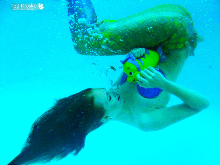 Underwater Ariel Cosplay