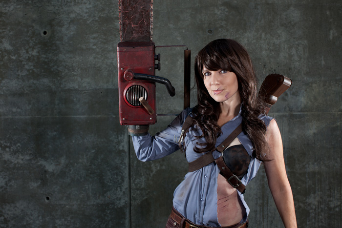 Rule 63 Ash from Evil Dead Cosplay