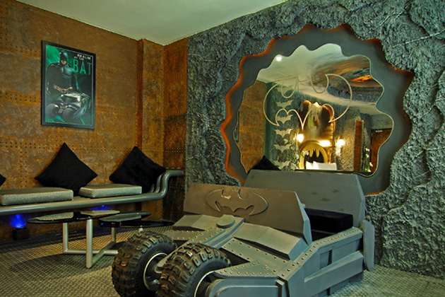 Epic Batman Hotel Room