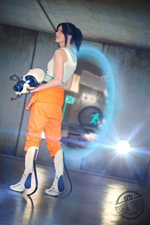 Chell from Portal 2 Cosplay