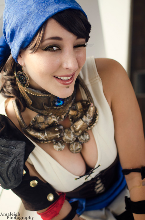 Isabela from Dragon Age 2 Cosplay