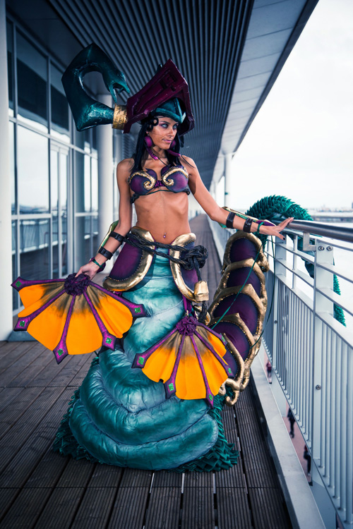 Jade Fang Cassiopeia from League of Legends Cosplay