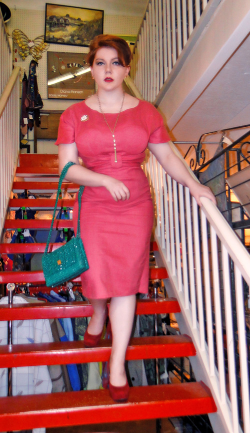 Joan Holloway from Mad Men Cosplay