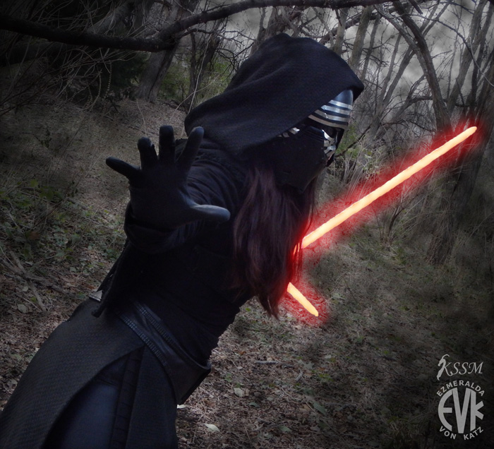 Femme Kylo Ren from Star Wars: The Force Awakens Cosplay