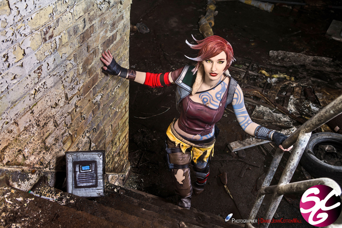Lilith Cosplay