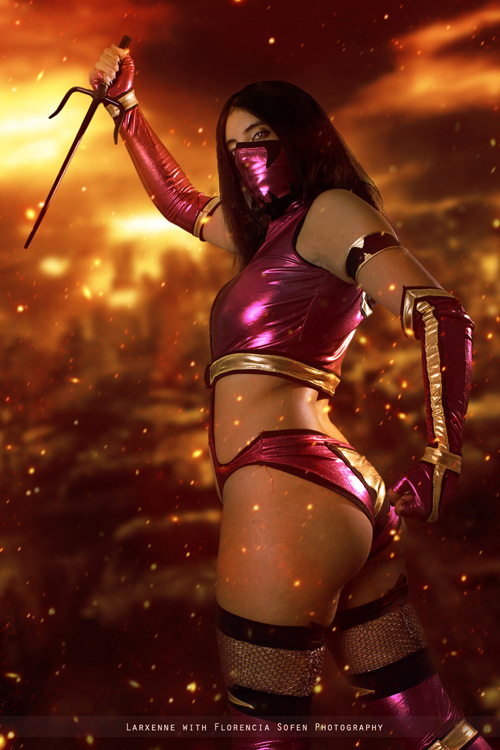 Mileena from Mortal Kombat IX Cosplay