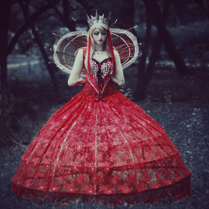 Image result for red queen cosplay