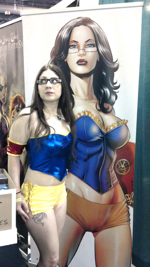 Dr. Sela Mathers of Grimm Fairy Tales Cosplay