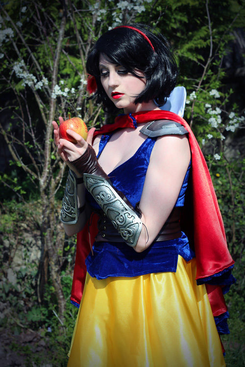 Snow White Warrior Cosplay