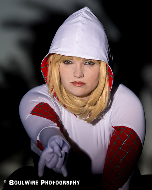 Spider-Gwen Stacy Cosplay