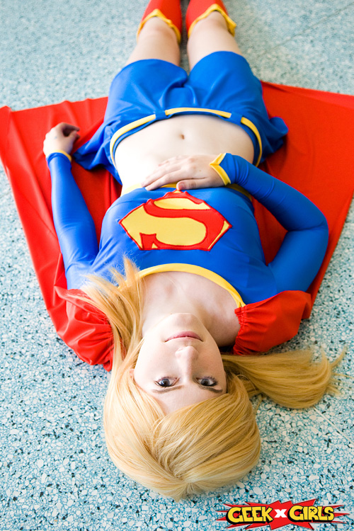 Supergirl & Power Girl Cosplay