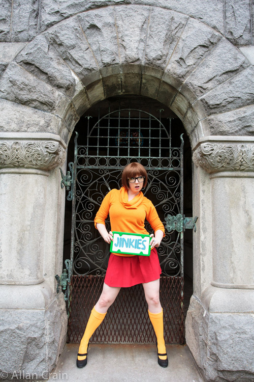 Velma & The Mystery Machine Cosplay