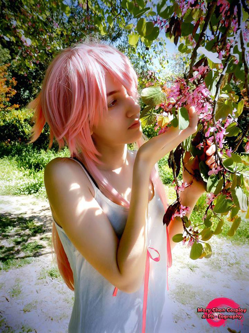 Yuno from Future Diary Cosplays