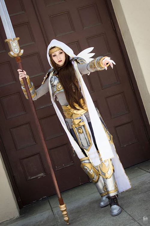 Elspeth from Magic: the Gathering Cosplay